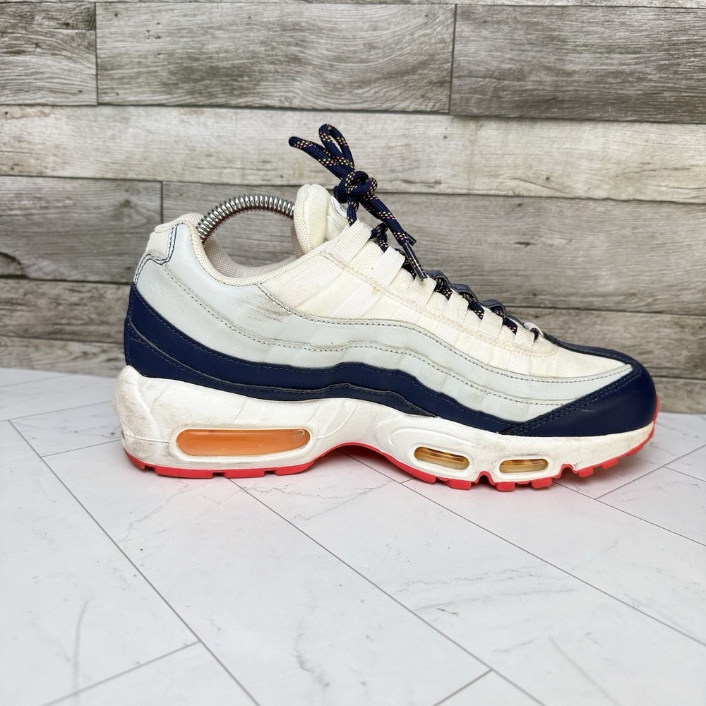 Nike Air Max 95 - Women's 3079600-405 - Indigo Storm Crimson Navy White - Picture 9 of 9